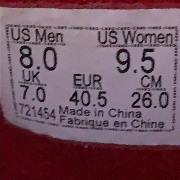 Vans - Picture 4 of 5